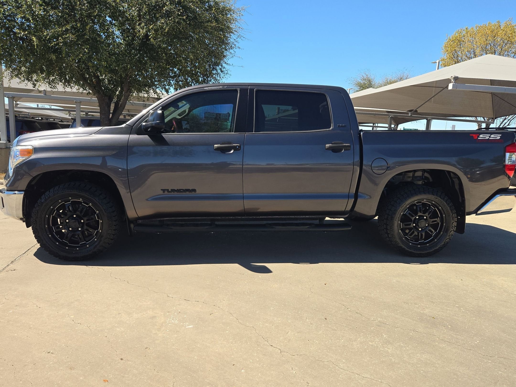 2017 Toyota Tundra 2WD SR5