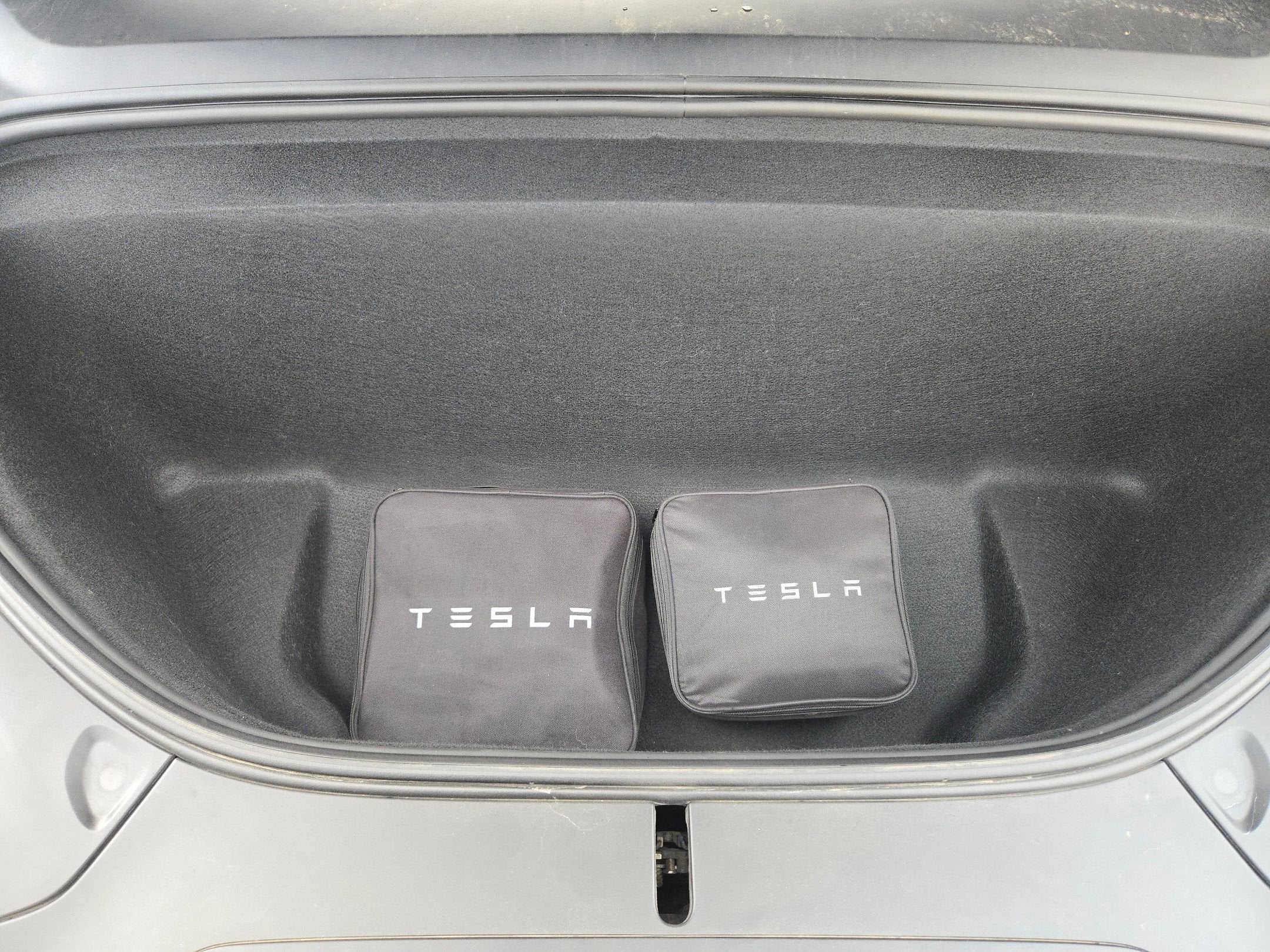2022 Tesla Model X AWD