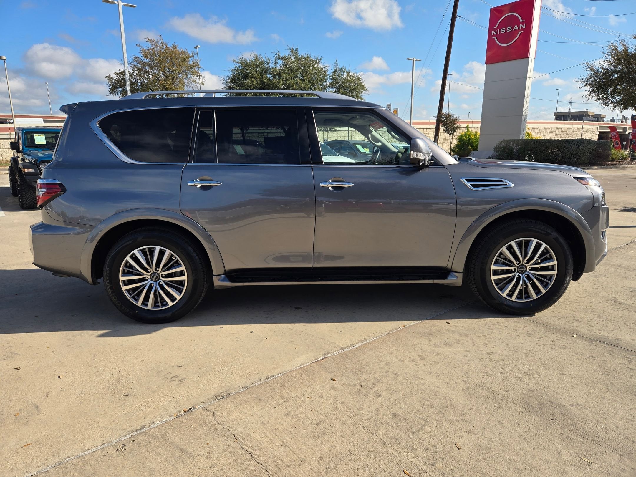 2024 Nissan Armada SL
