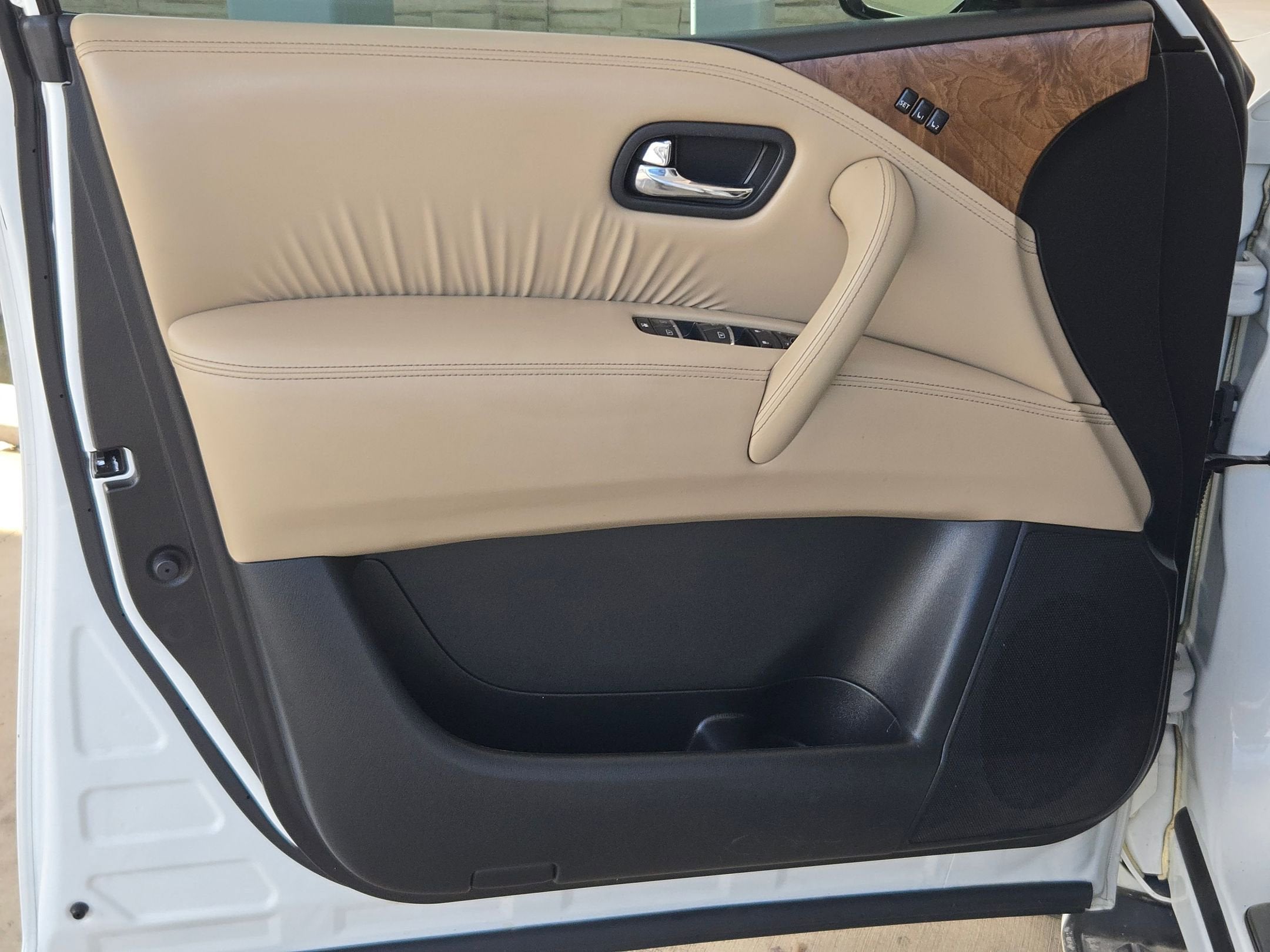 2023 Nissan Armada SL