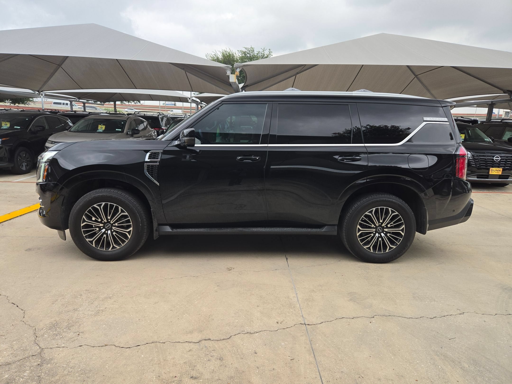 2025 Nissan Armada Platinum