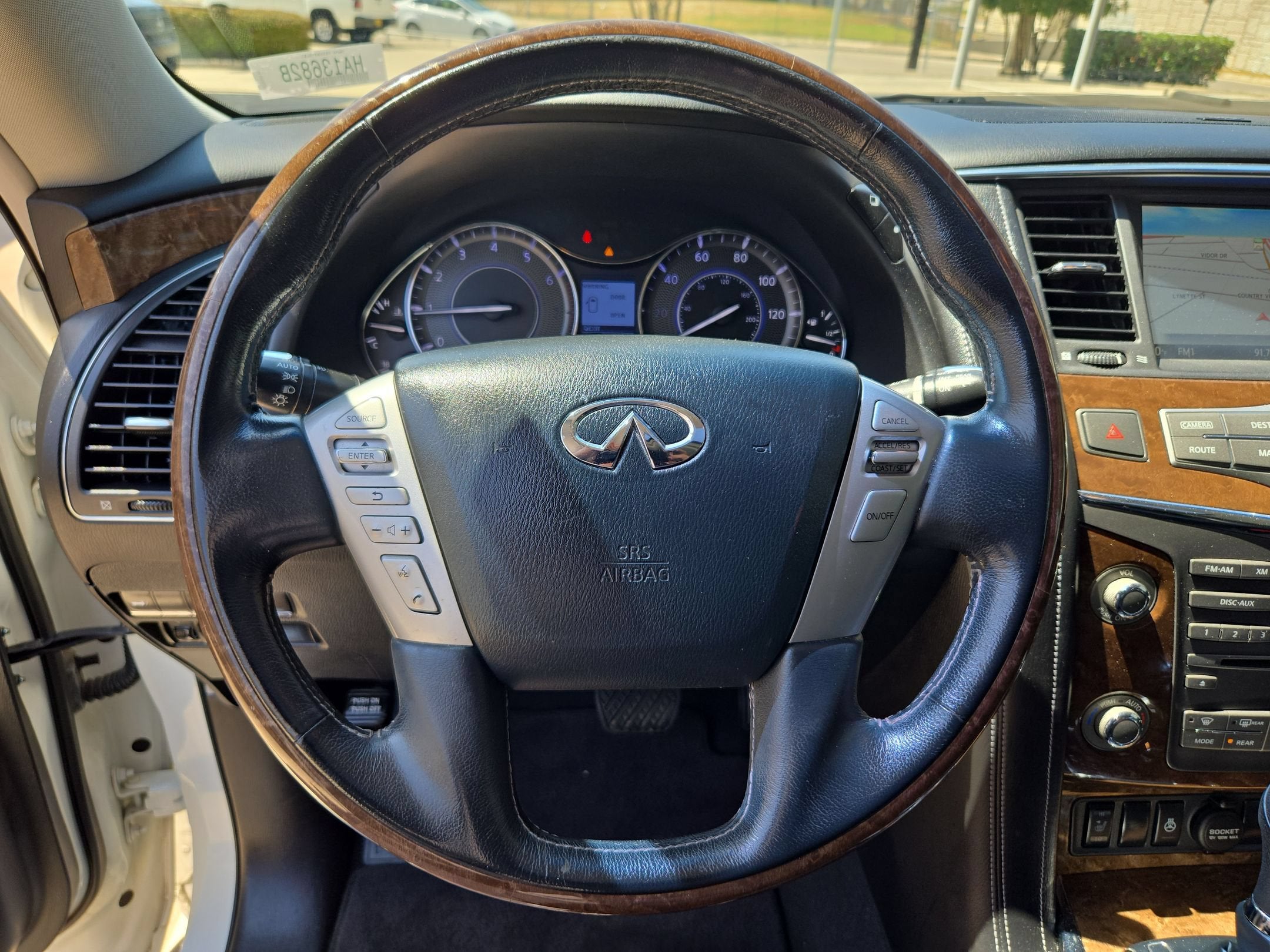 2017 INFINITI QX80 RWD