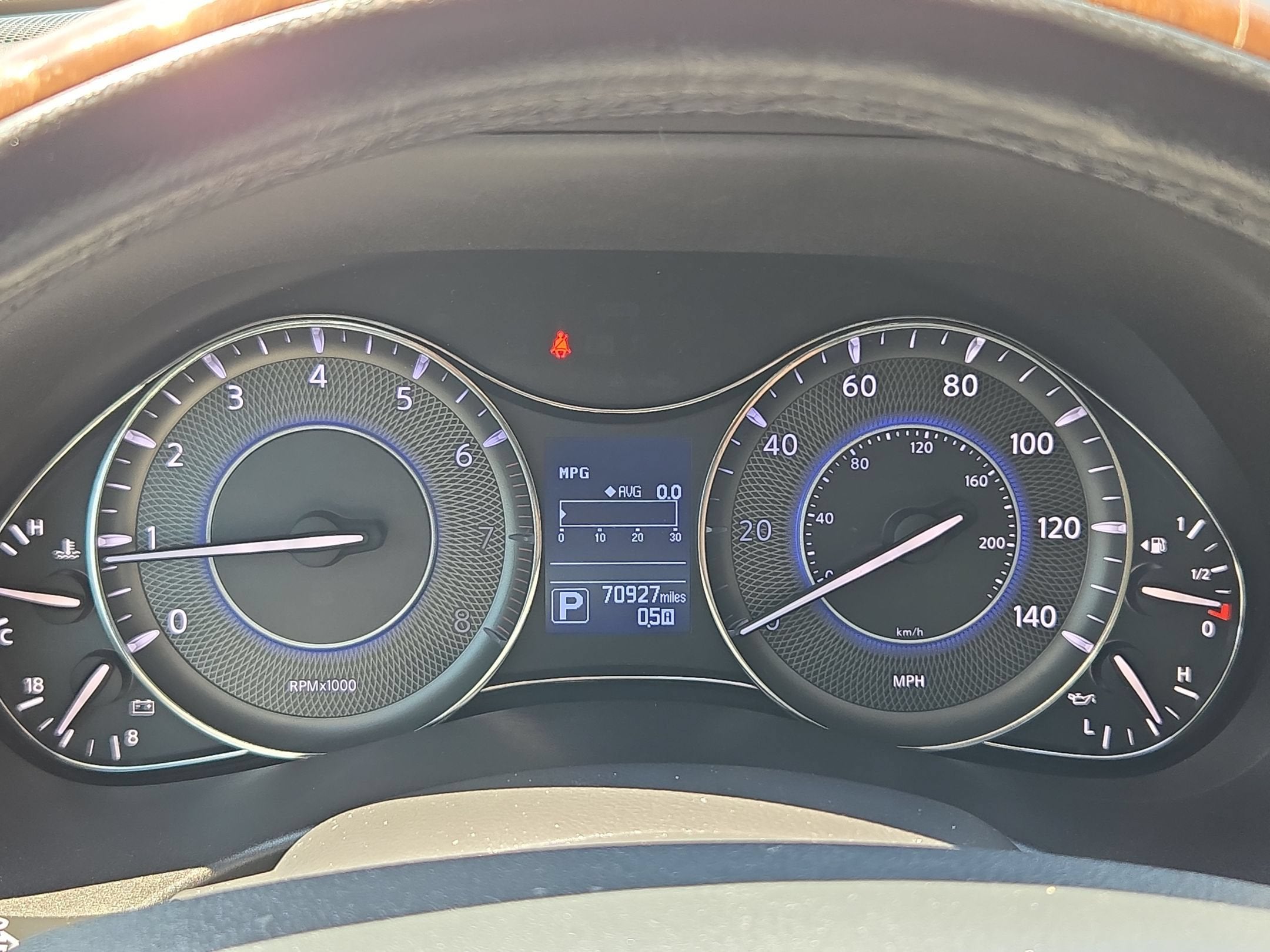 2017 INFINITI QX80 RWD