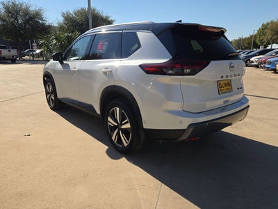 2025 Nissan Rogue SL