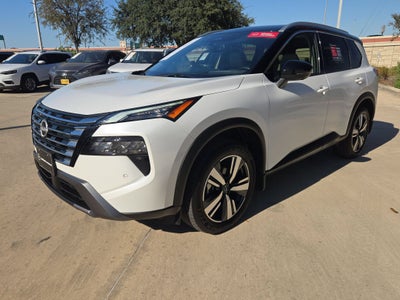 2025 Nissan Rogue SL