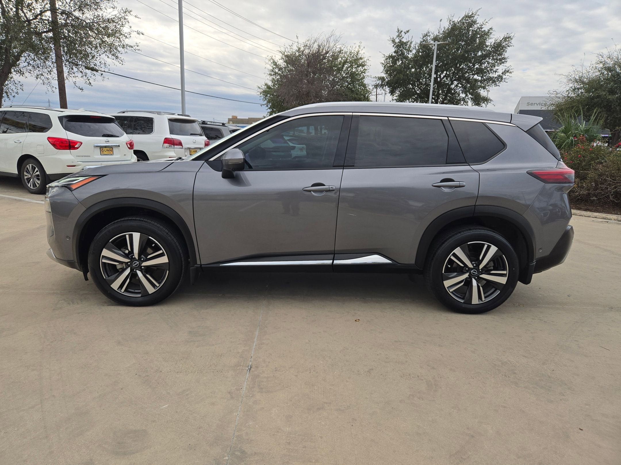 2023 Nissan Rogue Platinum