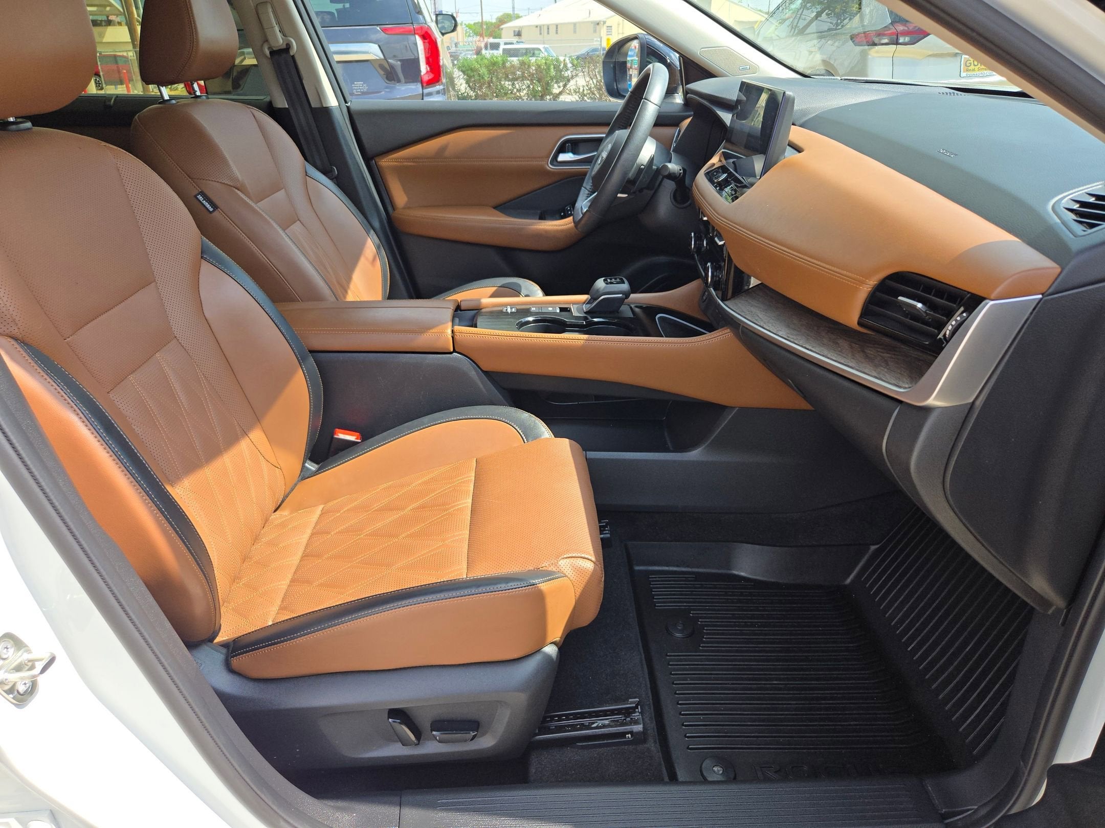 2024 Nissan Rogue Platinum