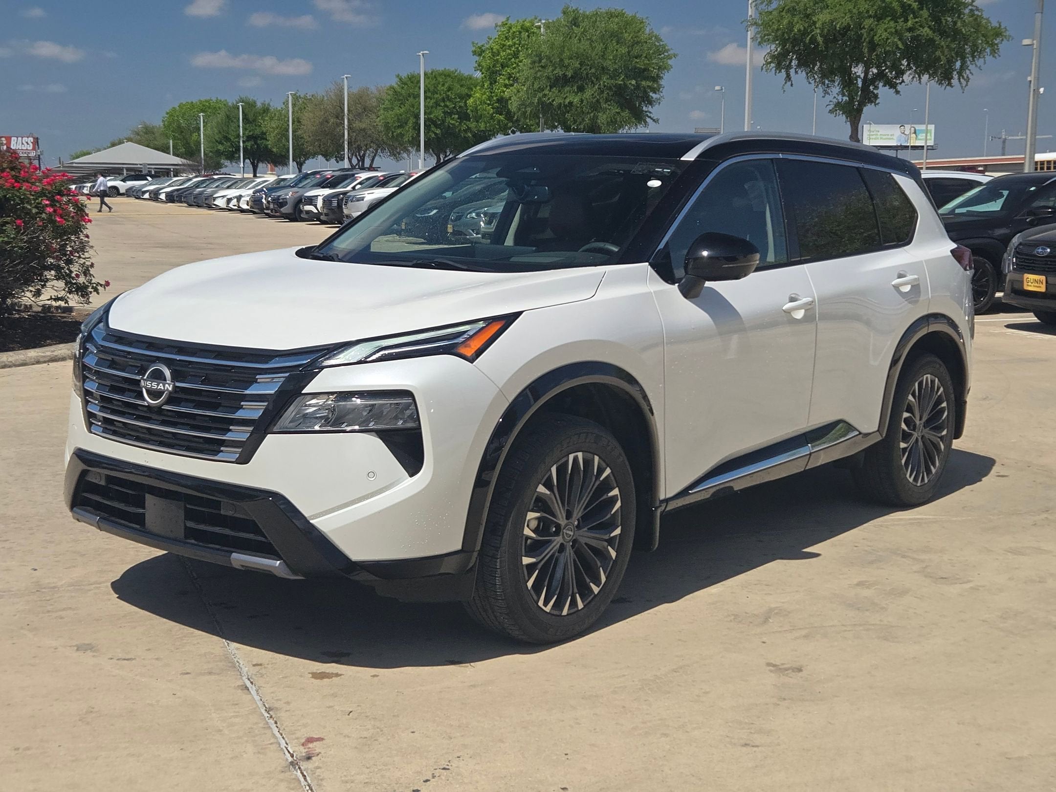 2024 Nissan Rogue Platinum