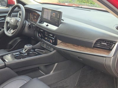 2025 Nissan Rogue Platinum