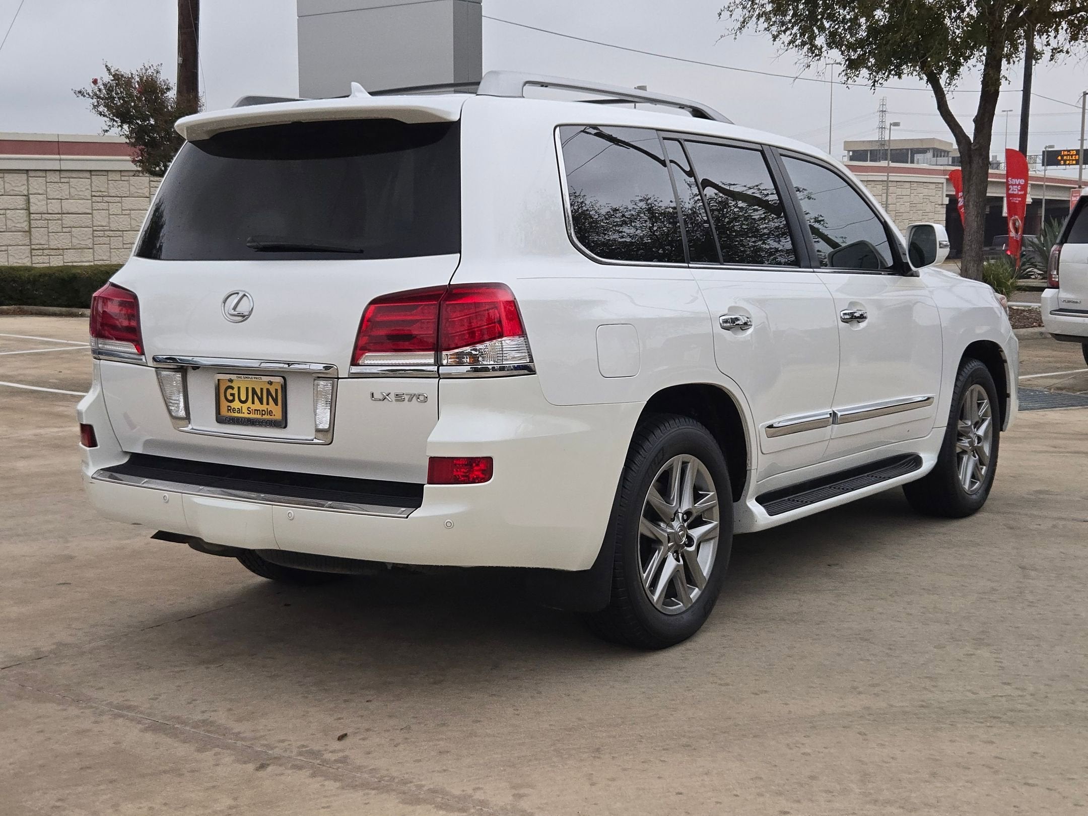 2014 Lexus LX 570 4WD 4dr