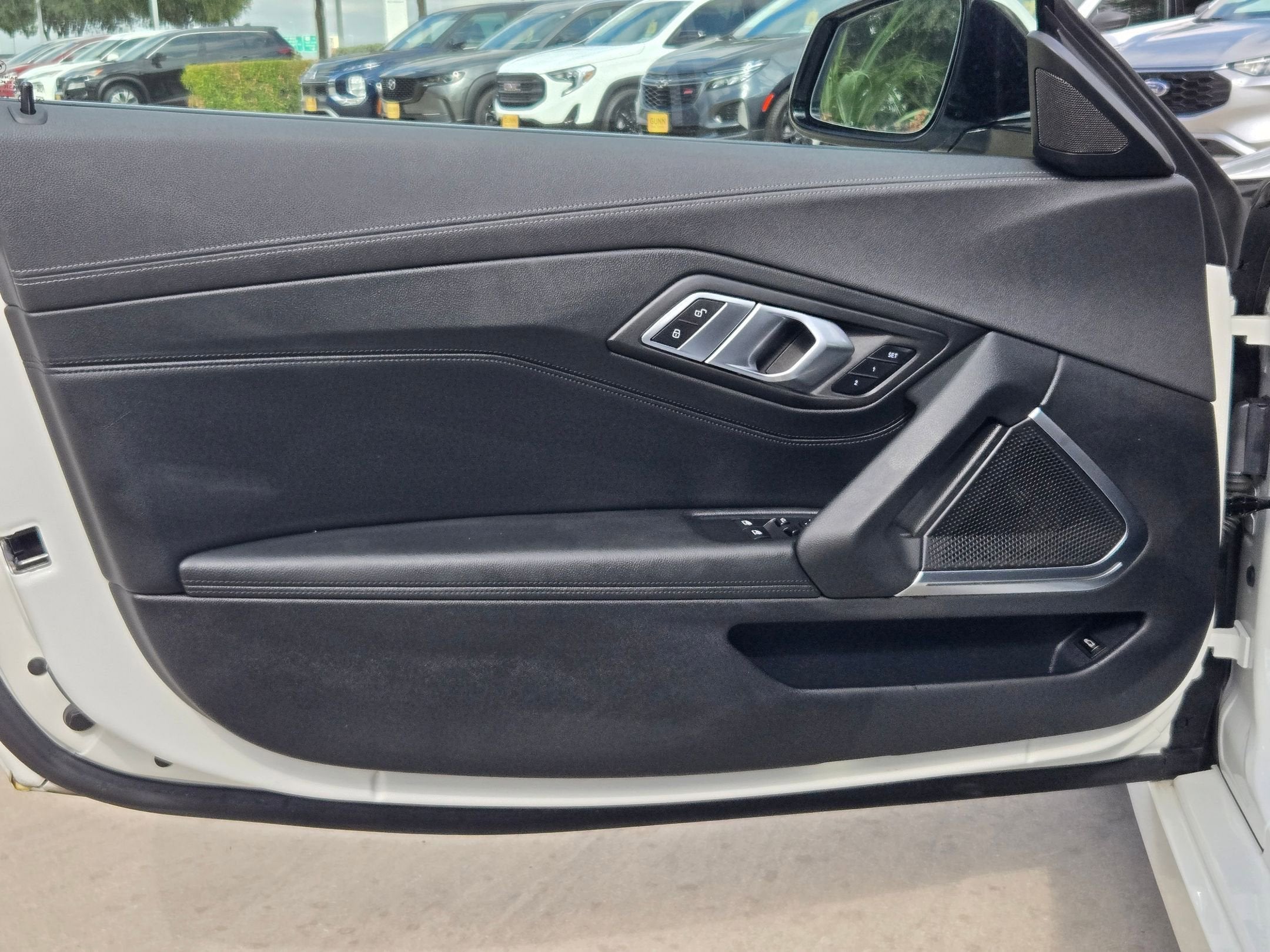 2025 BMW Z4 sDrive30i