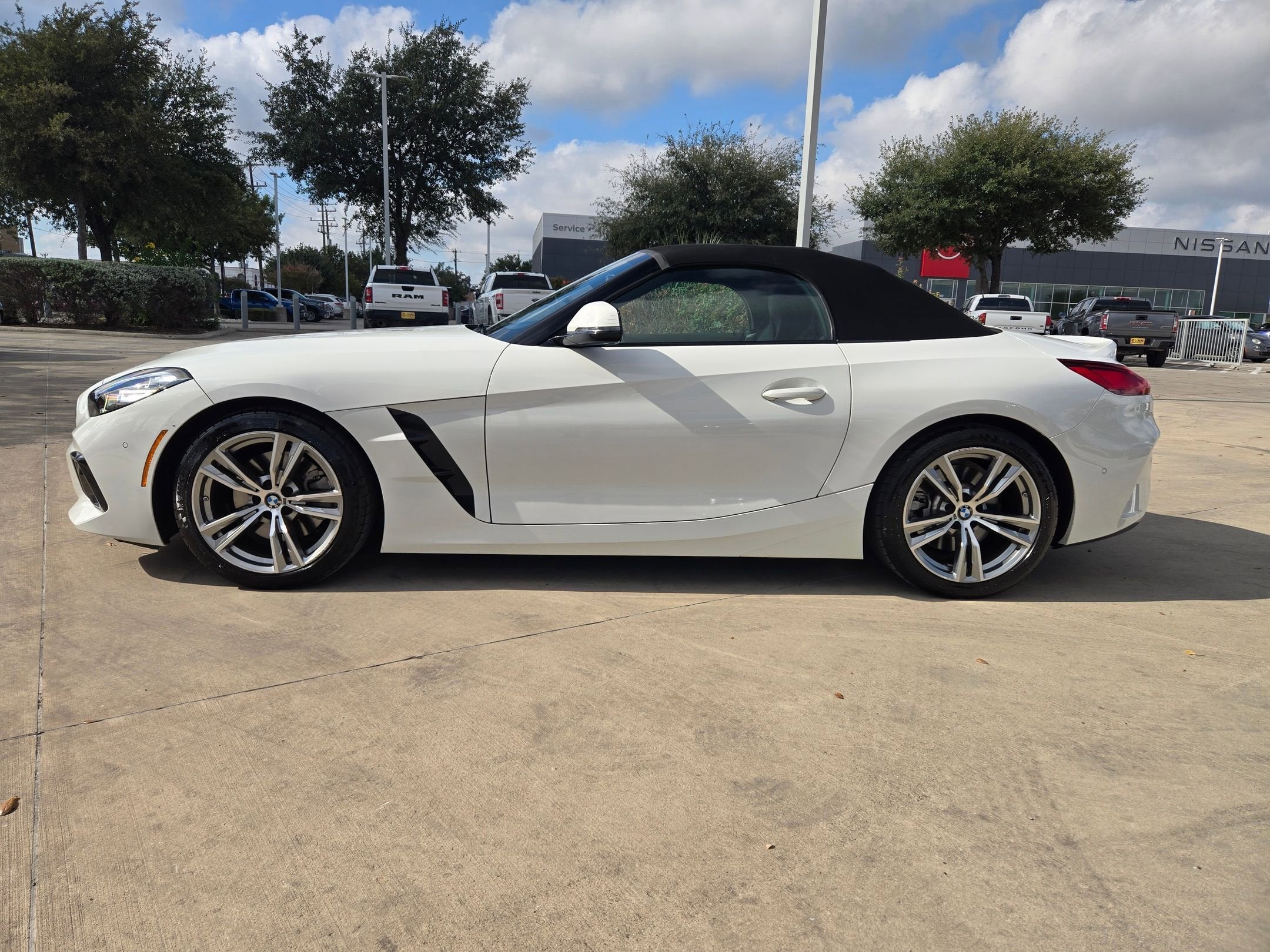 2025 BMW Z4 sDrive30i