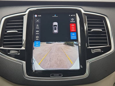 2023 Volvo XC90 Plus